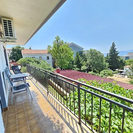 Apartamento Fuer 4 Pers- Mit Balkon- Tolle Lage By Interhome *