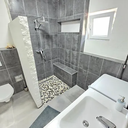 Fuer 4 Pers- Mit Balkon- Tolle Lage By Interhome * Novi Vinodolski